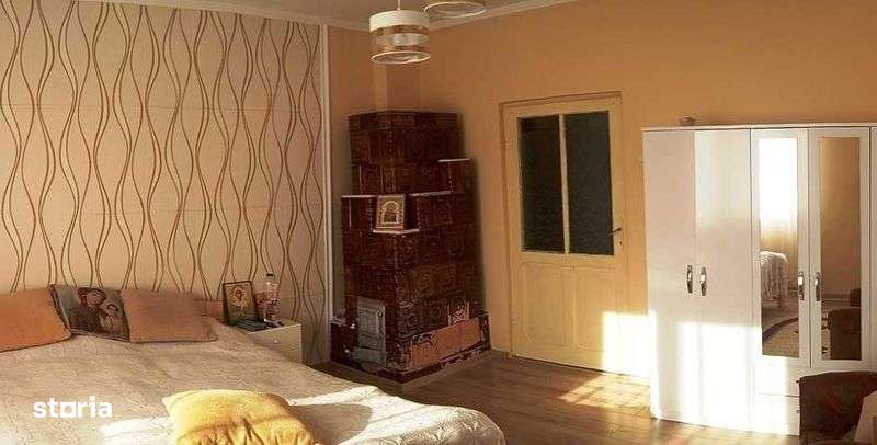 Casa si teren in localitatea Iazu, jud Ialomita - Imagine principală: 5/7