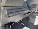 Toyota Corolla 2.0 HSD Dynamic interior Negru - 14