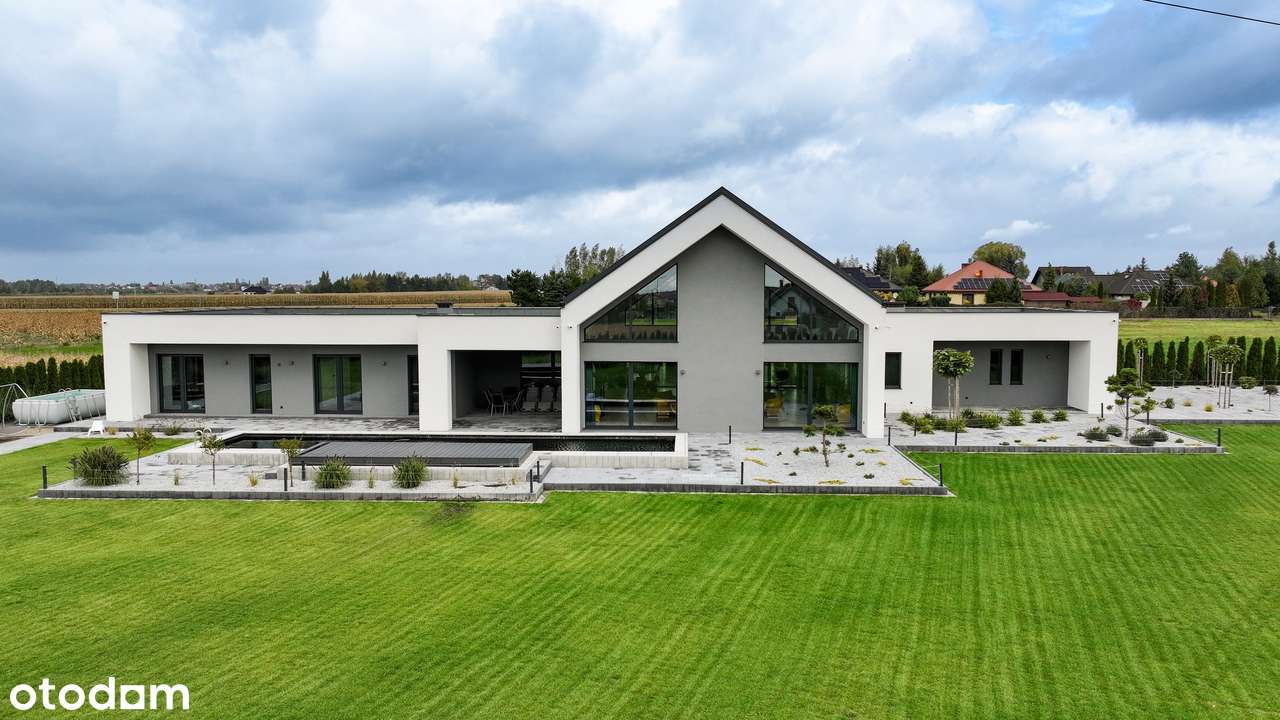 Nowoczesny Luksusowy Dom z Basenem Koipond w Nowe Gulczewo / Płock - Pełny obrazek: 1/19