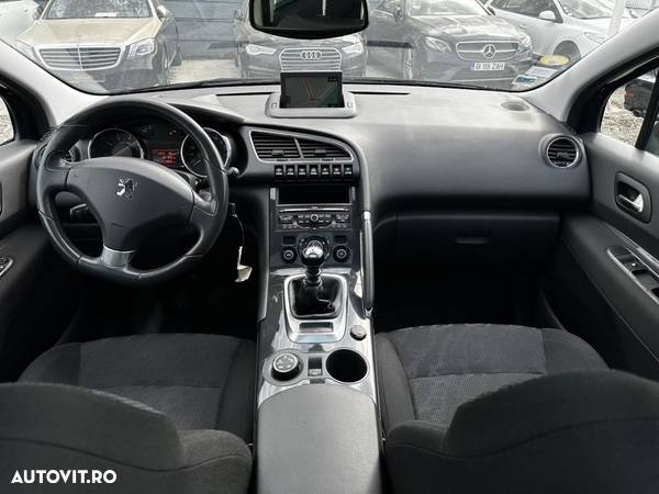 Peugeot 3008 155 THP Premium - 8