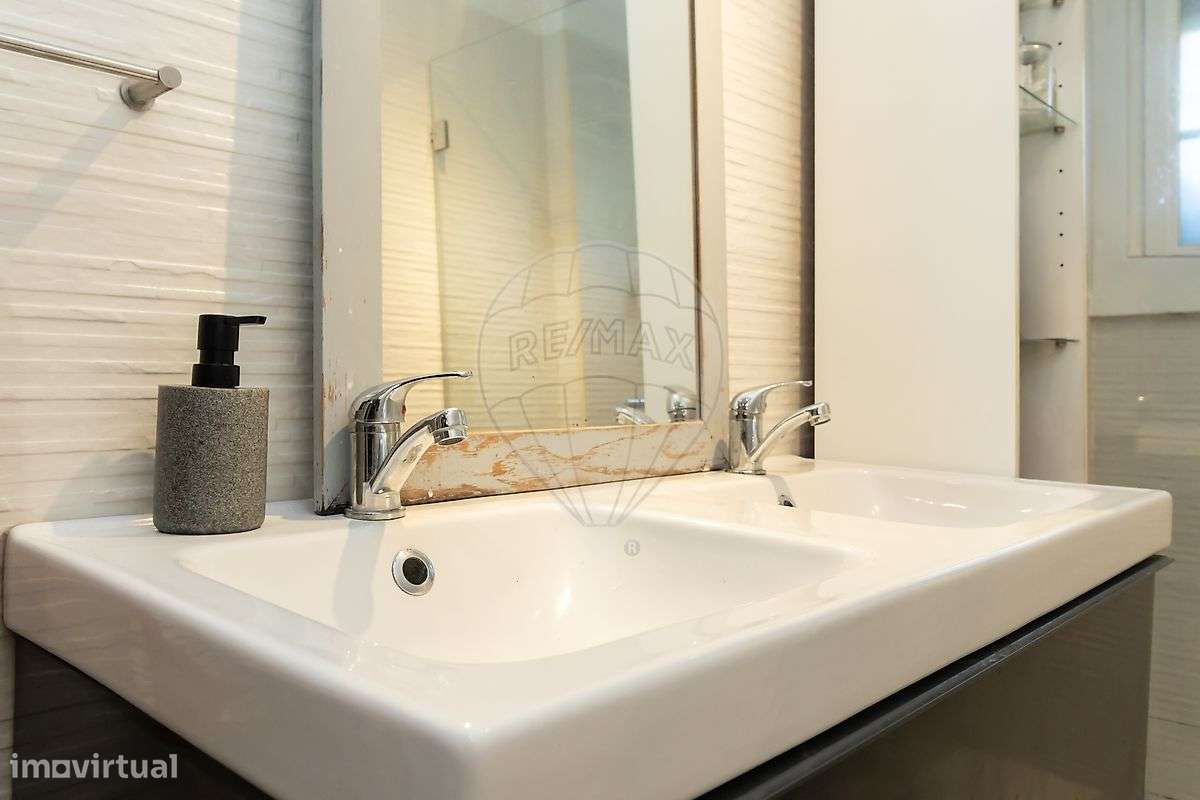 Apartamento T3 à venda em Lisboa-10