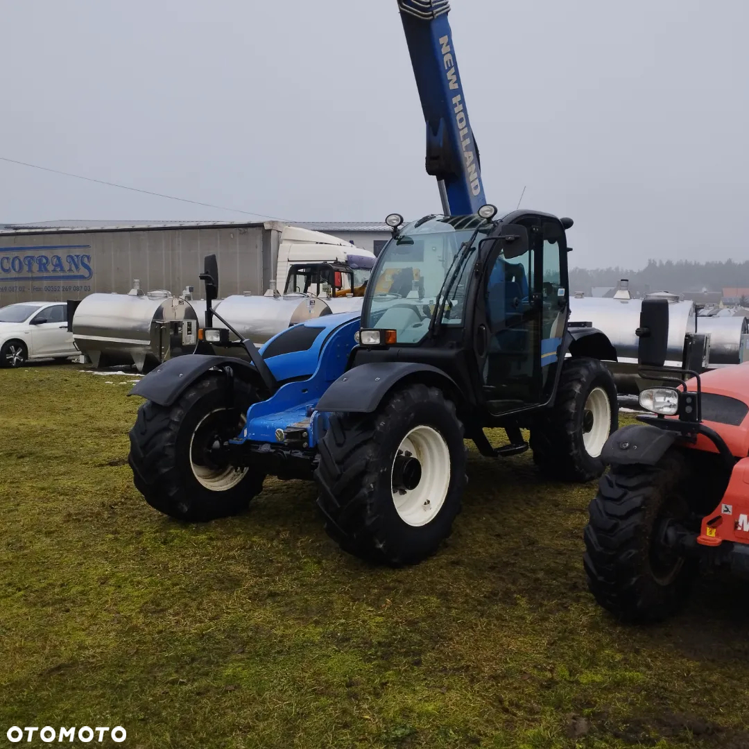 New Holland LM 7-35 - 22