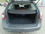 Volkswagen Passat 1.9 TDI Comfortline - 9