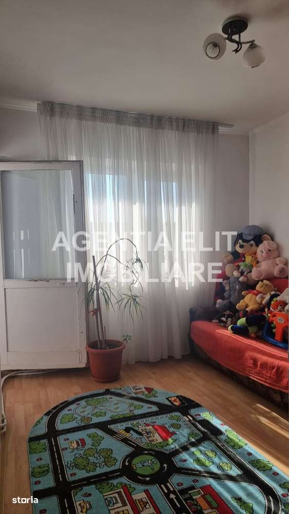 Apartament 4 camere, Imparat Traian/ Scoala nr. 11 - Imagine principală: 3/8
