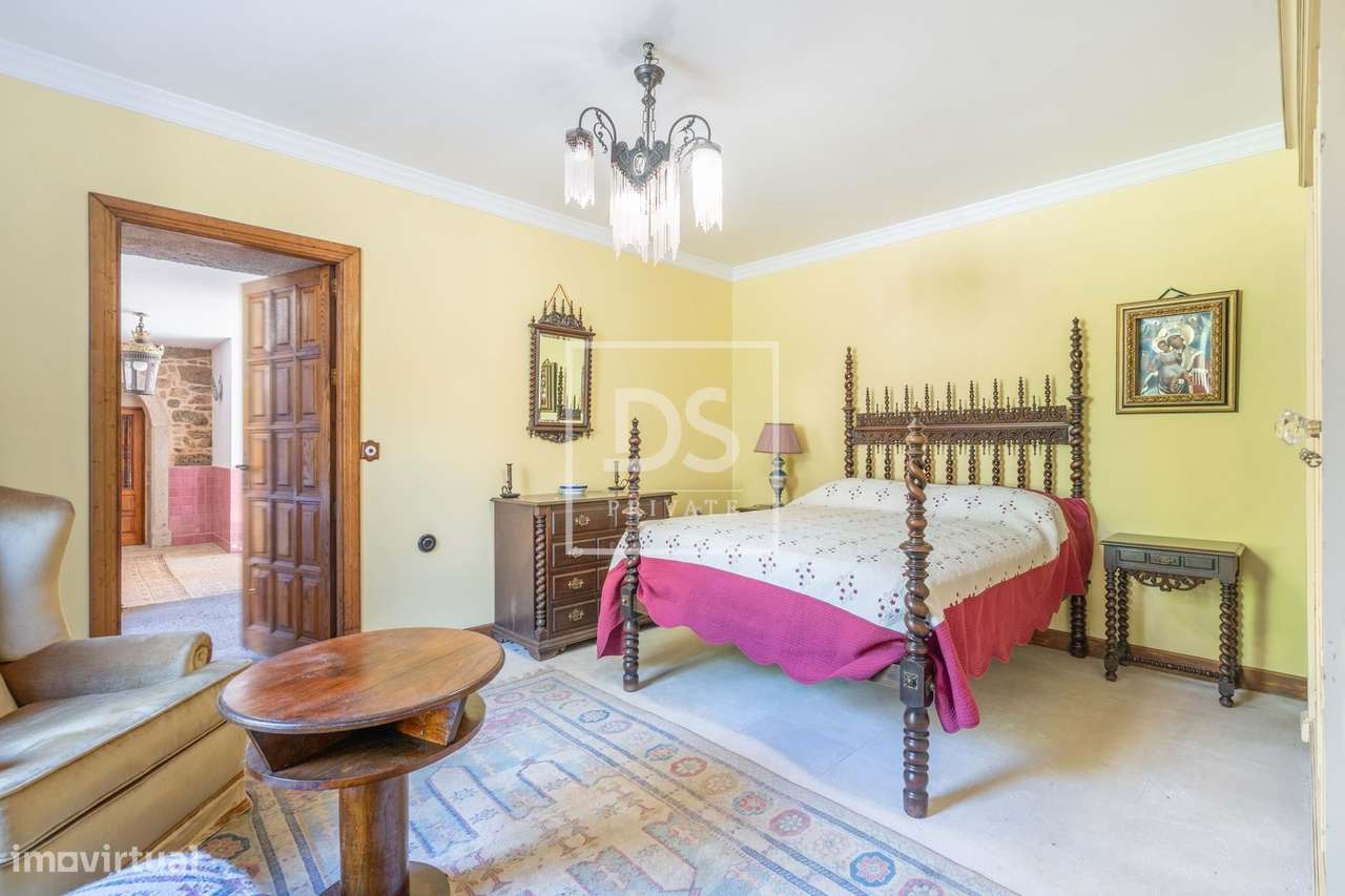 Quinta de Santo António – Propriedade Histórica com Potencial Único em-18