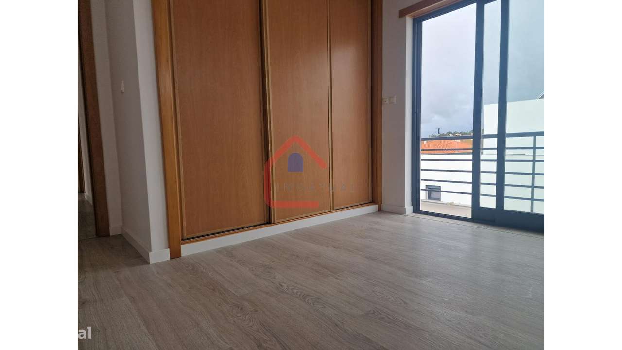 Moradia Isolada em Almada-28