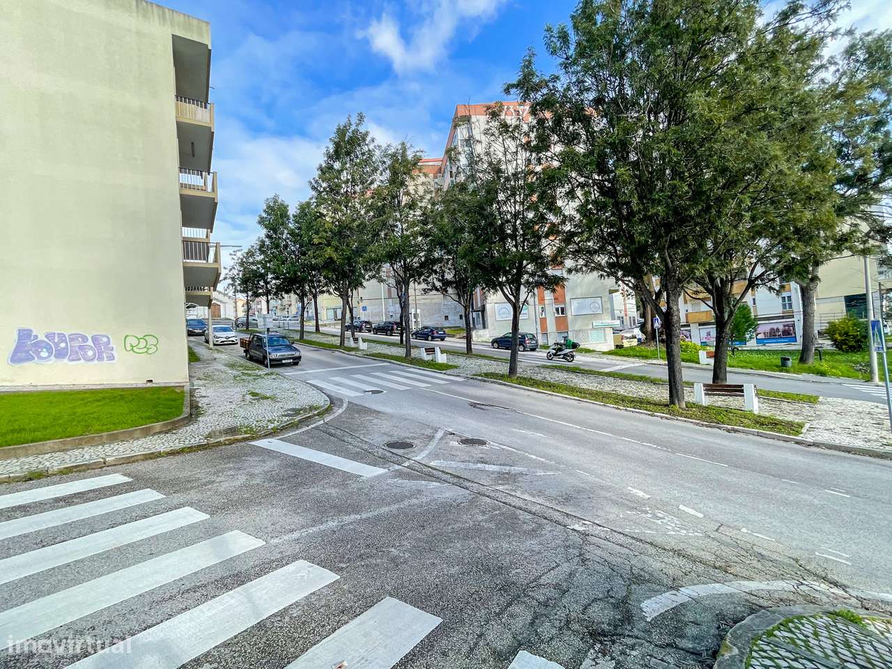 Prédio com 8 T2 (7 devolutos) + Sótão - Póvoa de Santa Iria-30