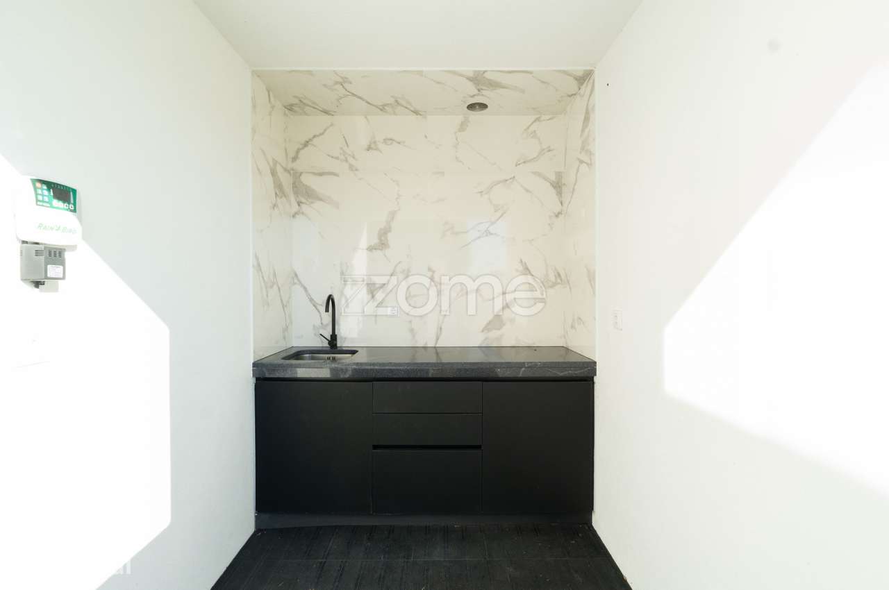 Moradia T4 de Luxo em São Bernardo - Grande imagem: 4/24