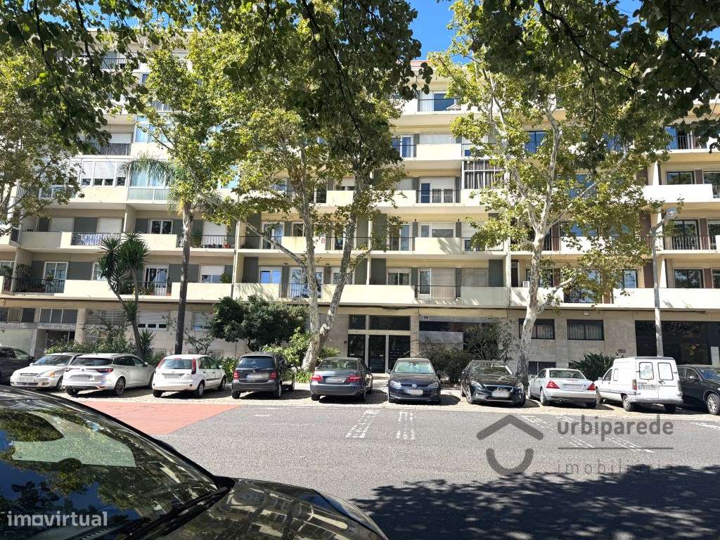 Apartamento T3 no Restelo c/ vista Rio.-35