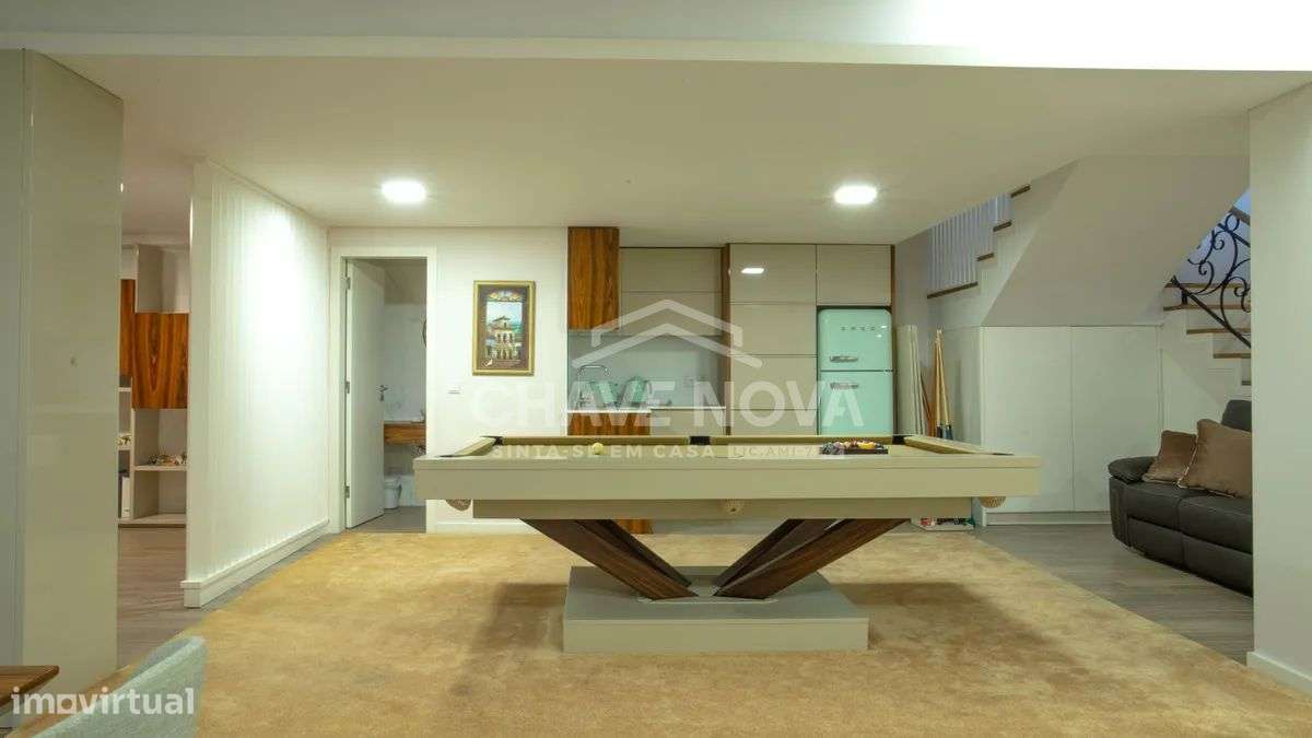 Moradia T4 com Vista Mar em São Félix da Marinha-31