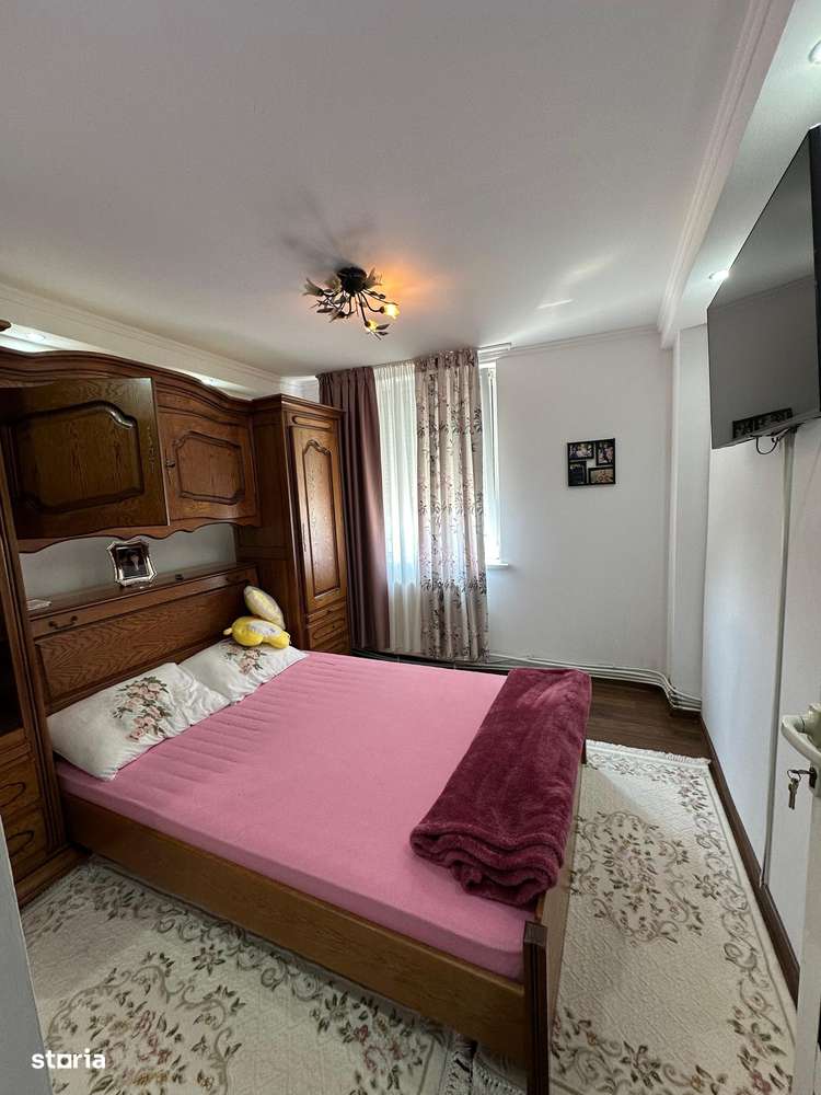 De vanzare  2 camere, etaj intermediar , mobilat, utilat , 60000 euro - Imagine principală: 3/19