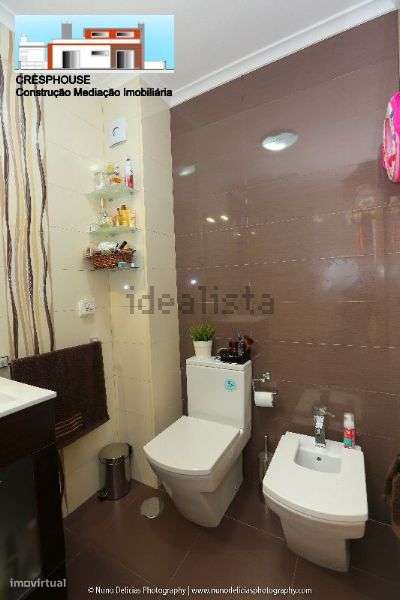 Apartamento reservado com vista frontal para a Ilha de Troy. - Grande imagem: 4/18