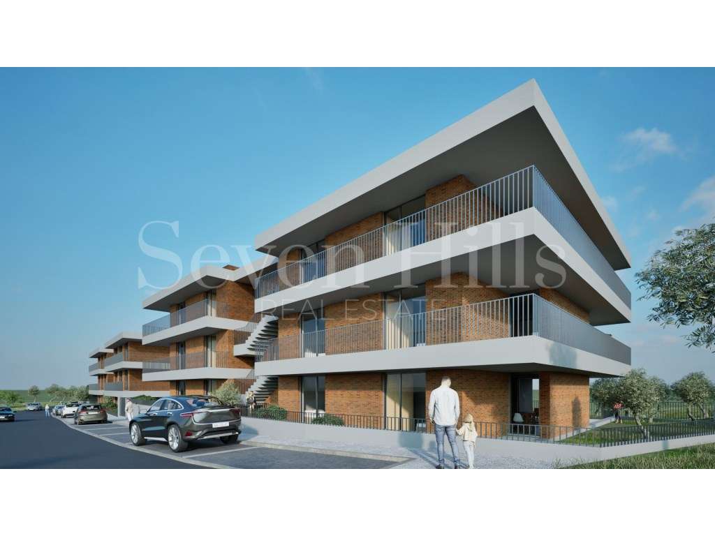 Apartamento T3 com Garagem - Logo de Deus-5