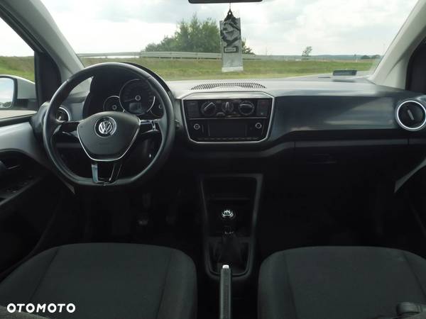 Volkswagen up! 1.0 move - 11