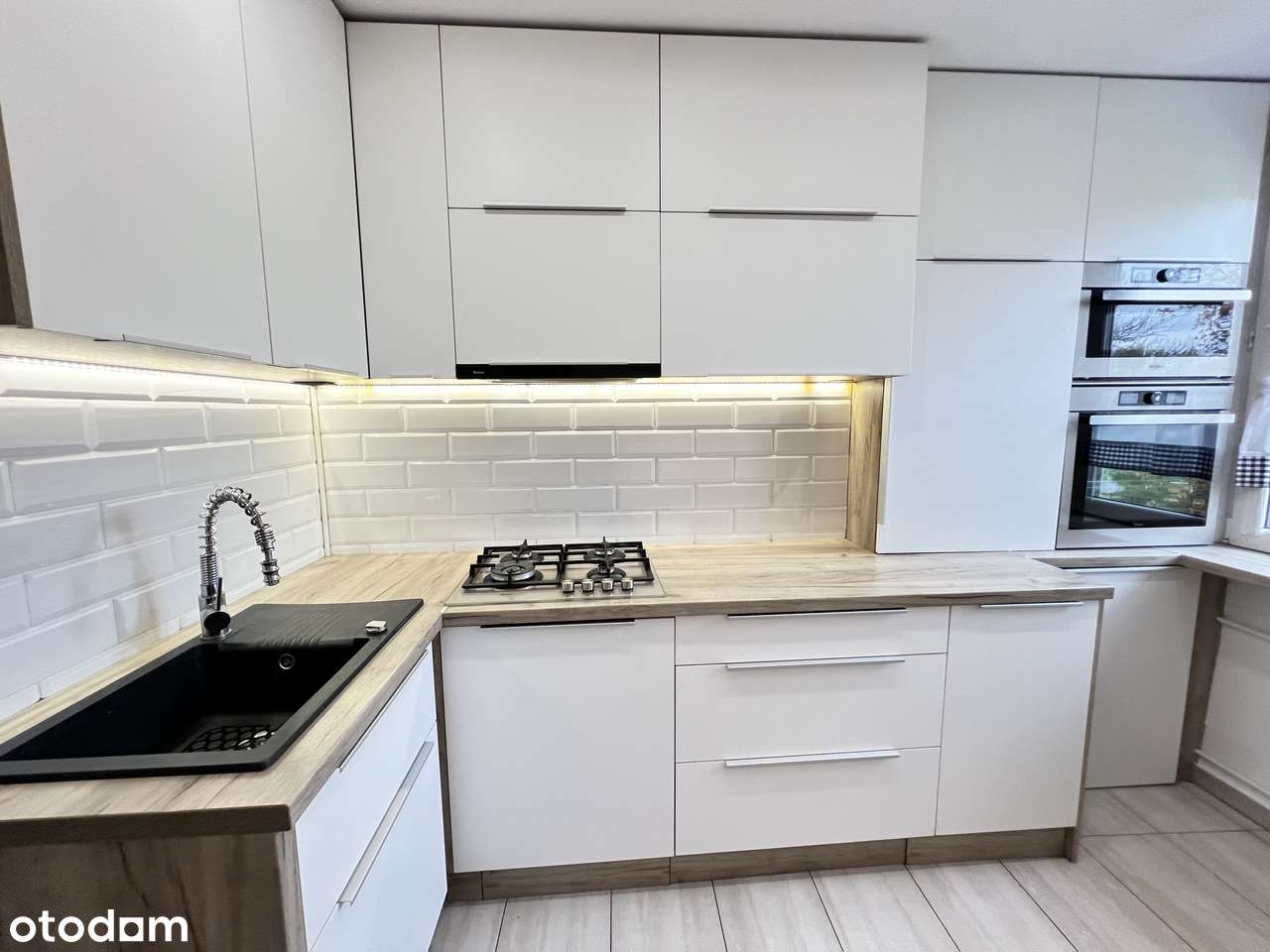 Na sprzedaż przestronne mieszkanie po Remoncie z klima i piwnicą-14