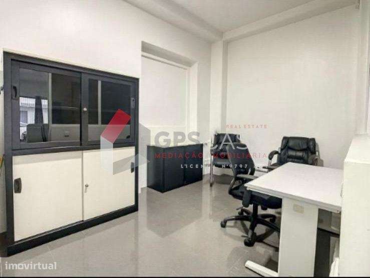 Apartamento T1+1 em Santa Cruz, Praia da Vitória-7