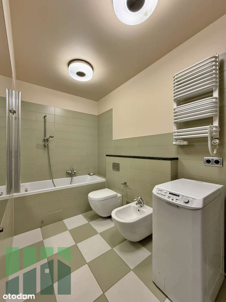 Sprzedam mieszkanie z dużym tarasem 15m2-6