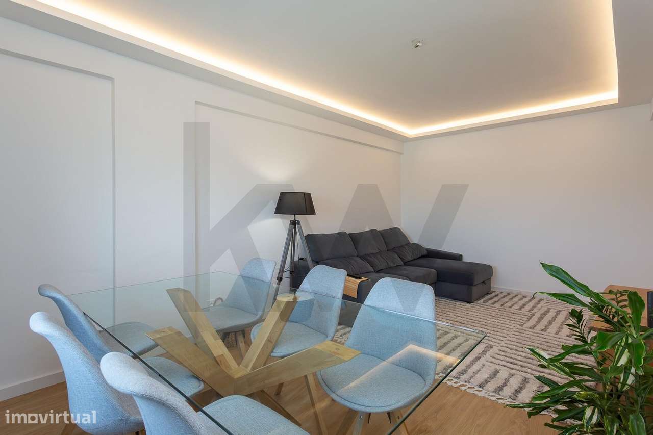 ARRENDAMENTO: T2 remodelado e mobilado em São Marcos, com muita luz na - Grande imagem: 3/19