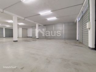 Nave com 10000m2 com facilidade de acesso ao porto de Setúbal e aut... - Grande imagem: 4/11