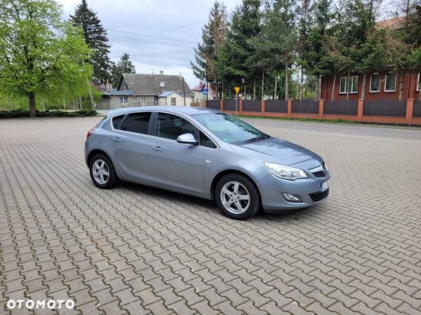 Opel Astra 1.7 CDTI Caravan DPF (119g) Edition - 5