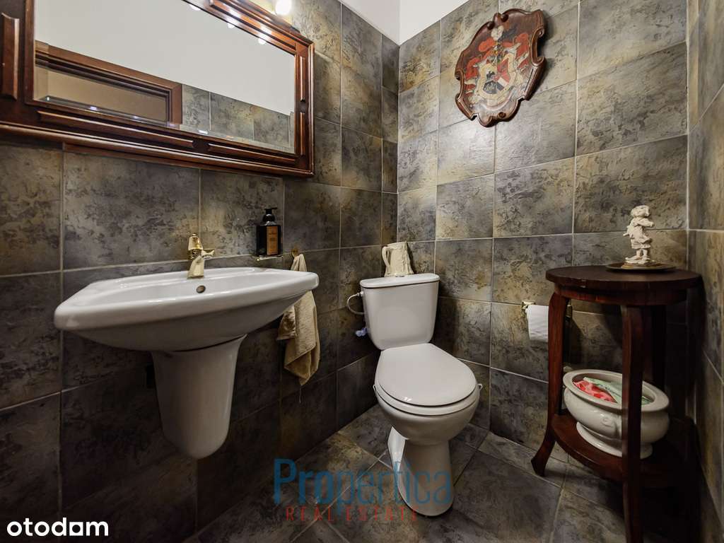 Wyjątkowy komfortowy dom pośród zieleni-9