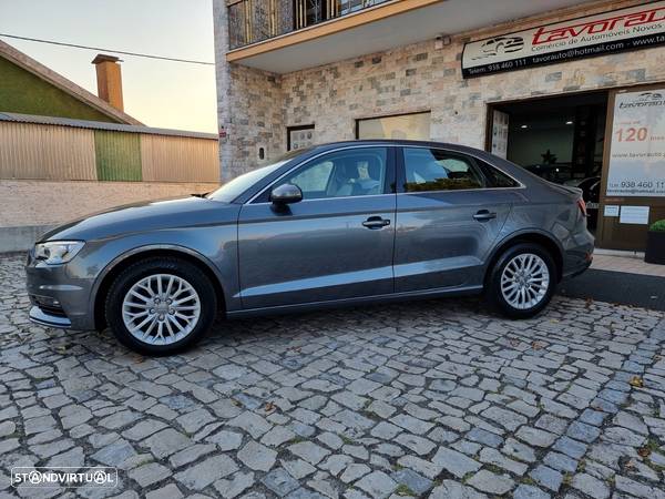 Audi A3 Limousine 1.6 TDI Attraction Ultra - 4