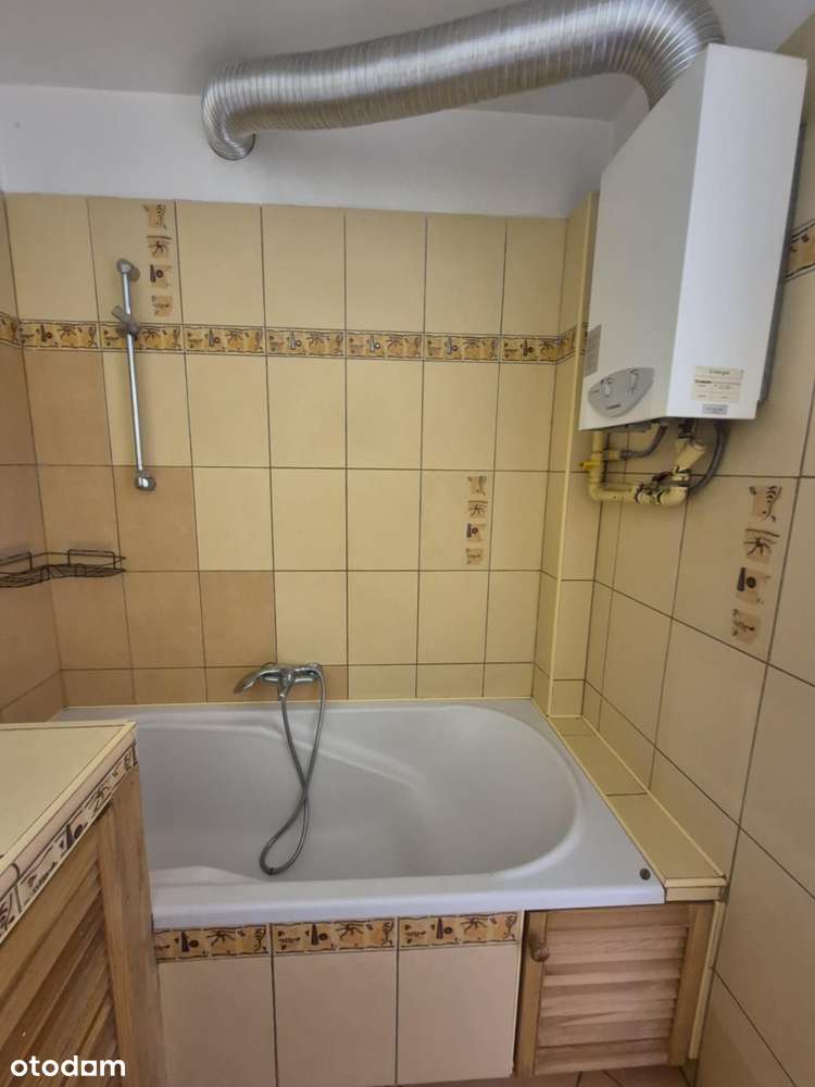 Sprzedam mieszkanie 3-pokojowe 70 m² – Zawodzie, Częstochowa-13