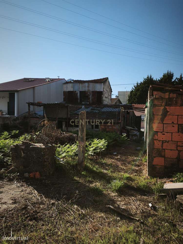 ​Terreno com Ruína em Rio Tinto – Excelente Oportunidade de Investime-9