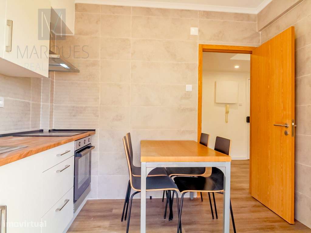 Apartamento T1 no Pragal - Grande imagem: 3/14