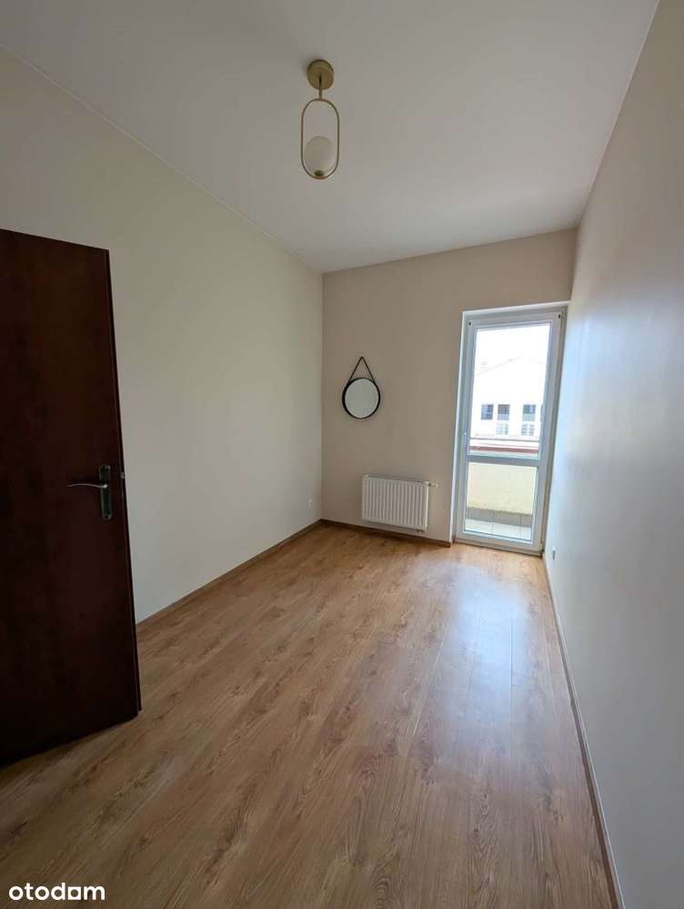 Atrakcyjne z halą garażową i komórką-8