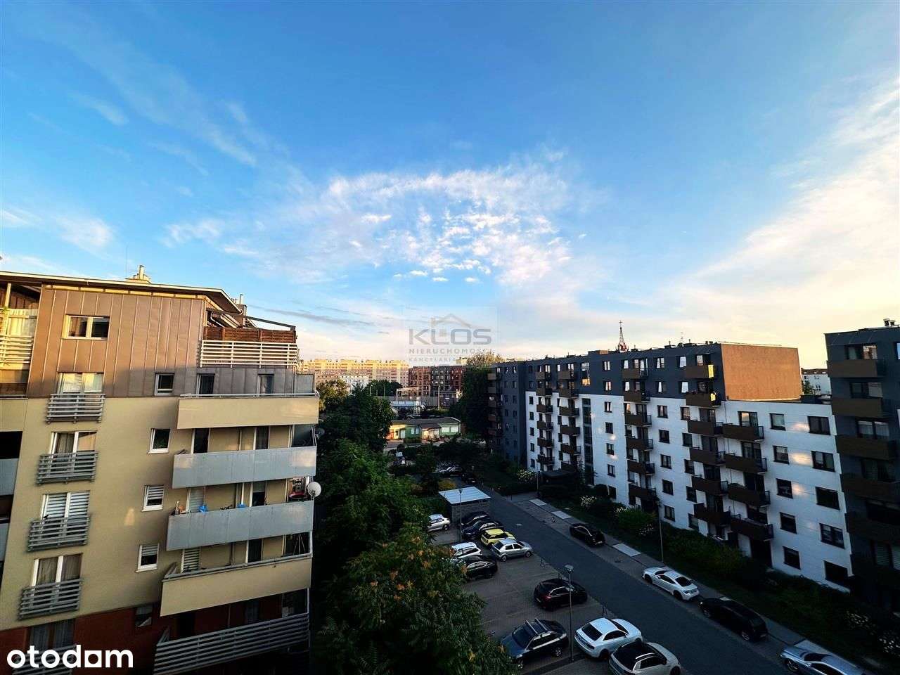 Nowoczesne 2 pokoje z dużym balkonem-10