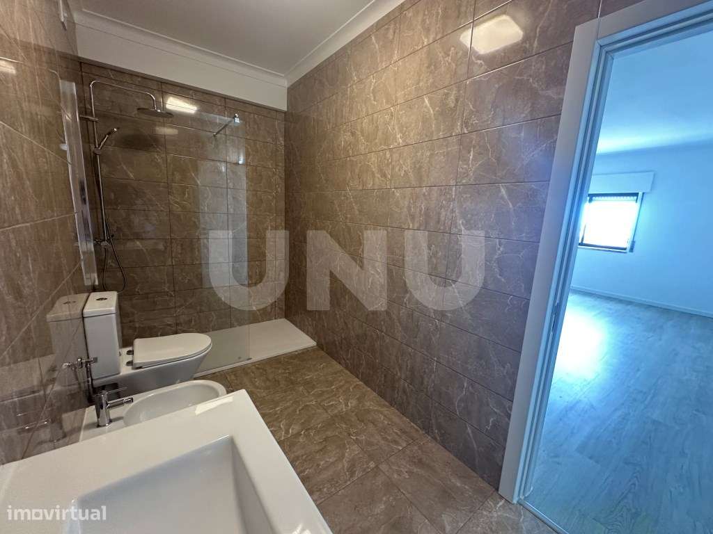Apartamento T3 Remodelado-27