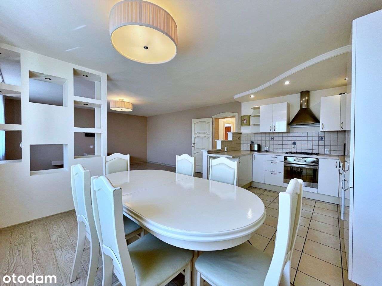 Przestronne 4 Pok. Bezczynszowe Mieszkanie | Ogród - Pełny obrazek: 3/11