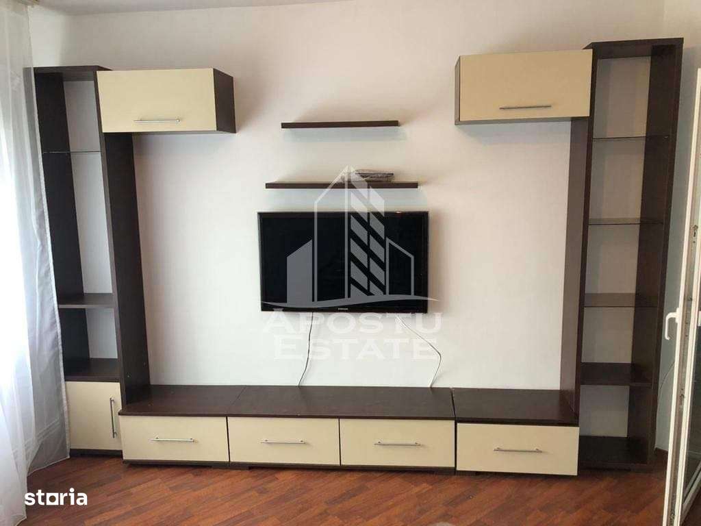 Apartament cu 3 camere, decomandat, centrala proprie, zona Soarelui - Imagine principală: 4/11