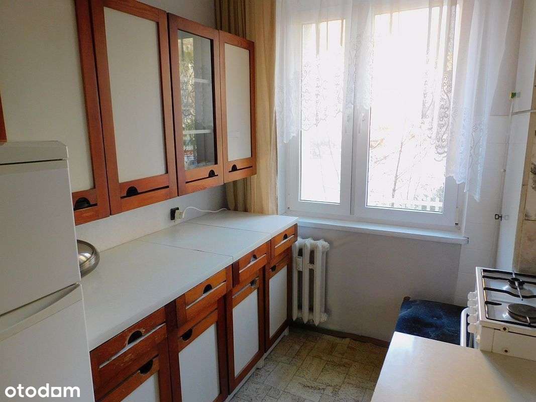 os. Przyjaźni, 3 pokoje, 1 piętro