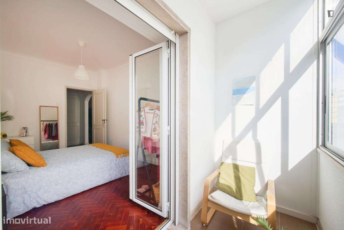 Quarto - localizado em Arroios Lisbon - Grande imagem: 2/15
