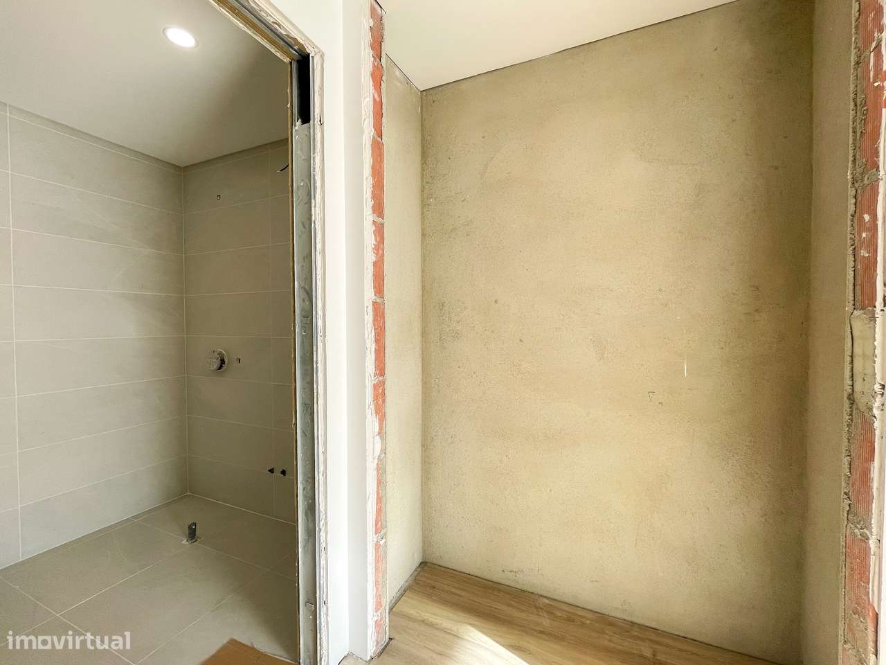 Moradia T4 com Piscina - Santa Iria de Azoia (Bairro da Salvação)-31