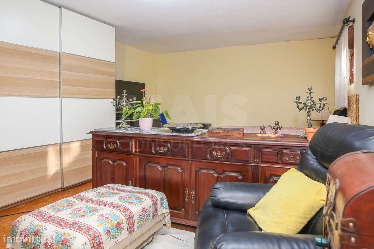 Quintinha com Moradia T2+1, em Sobral de Monte Agraço - Grande imagem: 5/39