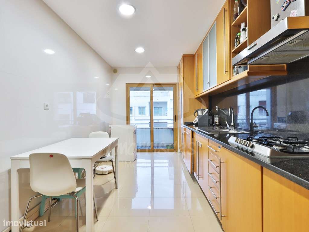 Apartamento T2 com garagem no Casal do Covão, Loures - Grande imagem: 5/21