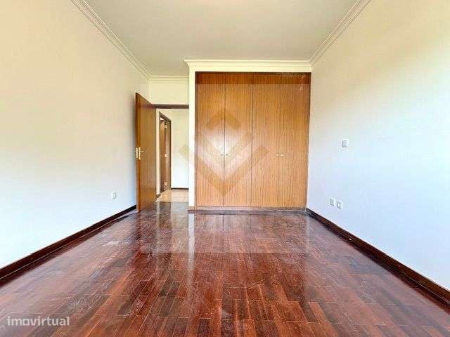 Apartamento T2 em São João de Ver-16