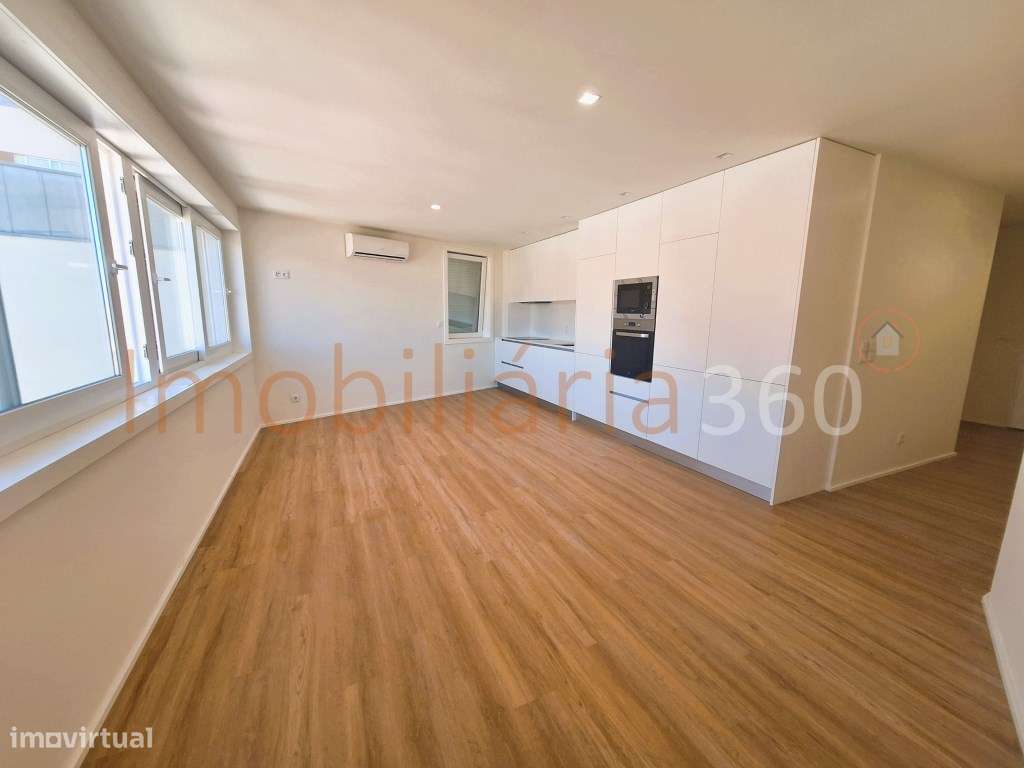 **Apartamento T2 Duplex Novo com Terraço em Matosinhos**-5