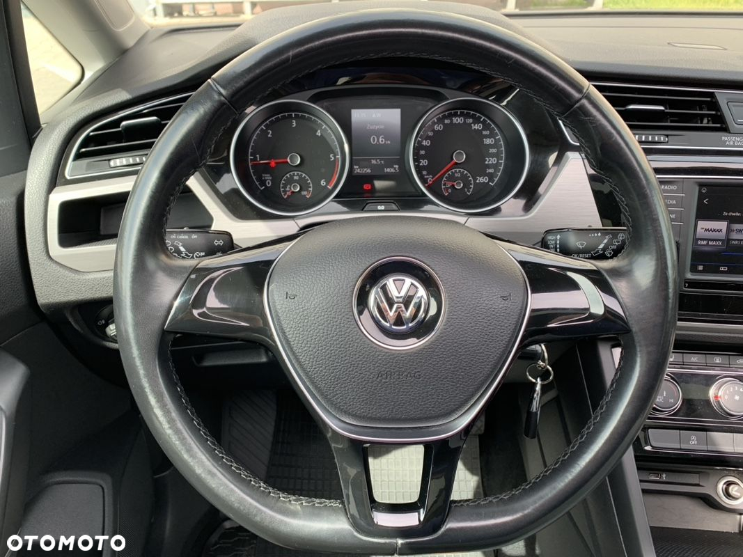 Volkswagen Touran 1.6 TDI BMT SCR Comfortline - 14