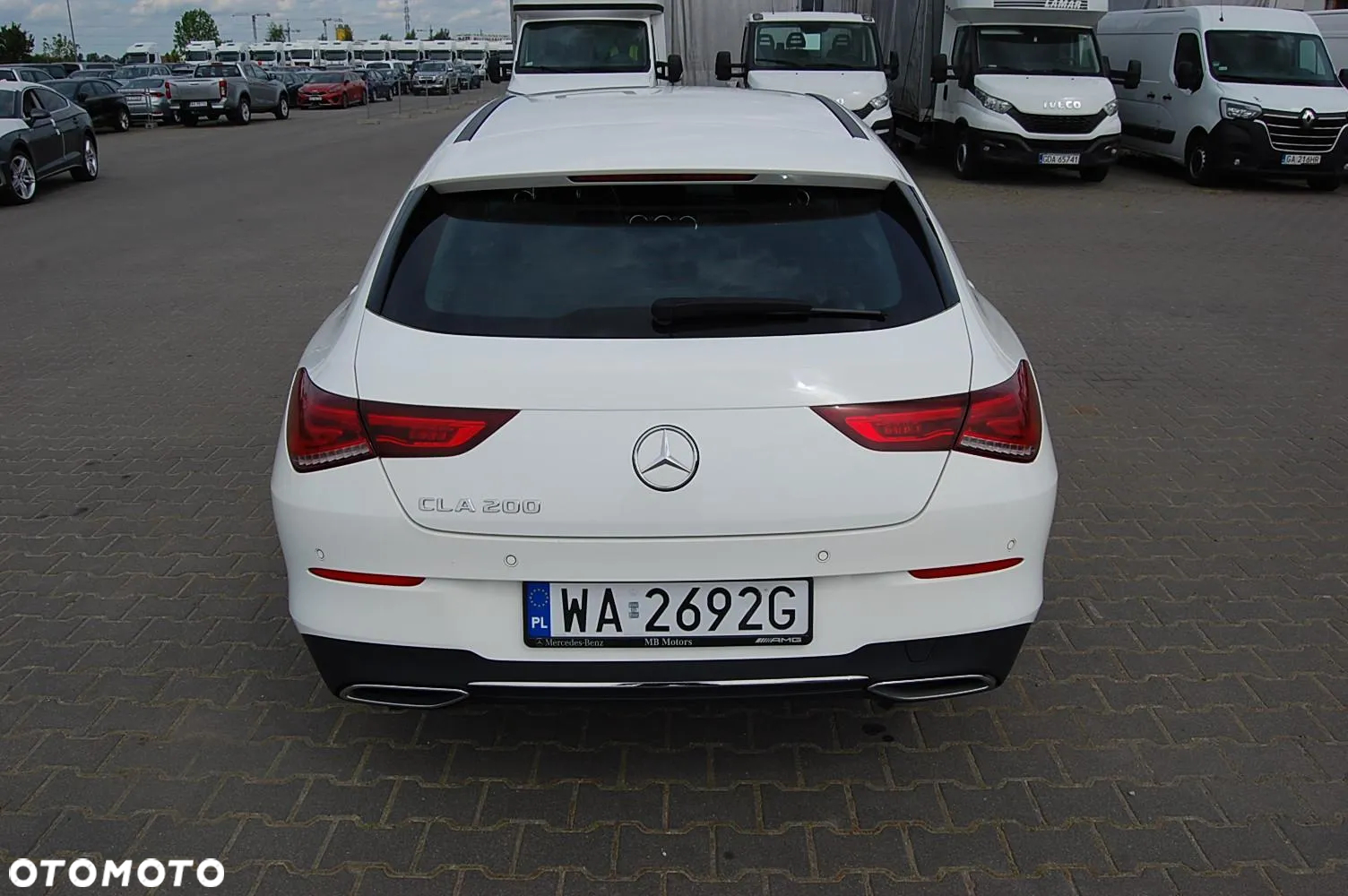 Mercedes-Benz CLA 200 Progressive 7G-DCT - 4