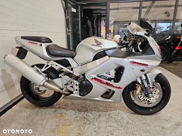 Honda CBR - 15