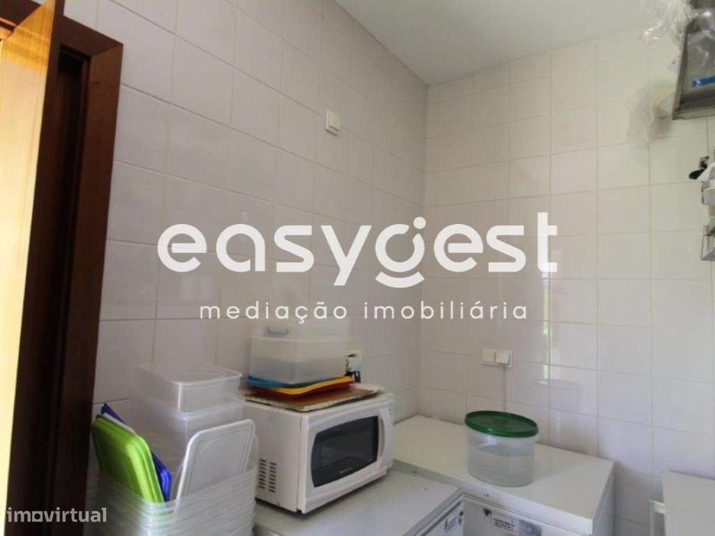 Restaurante com excelentes áreas de esplanada - Mexilhoeira Carregação - Grande imagem: 2/37