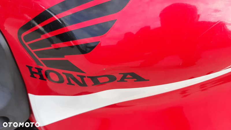 Honda CBR - 7