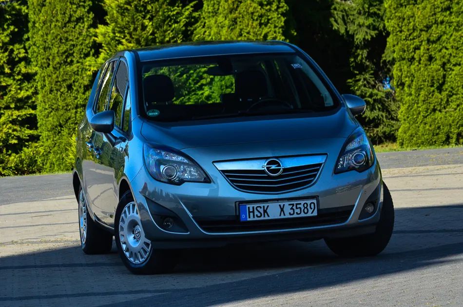Opel Meriva II (2010-) 1.4 Active 2012