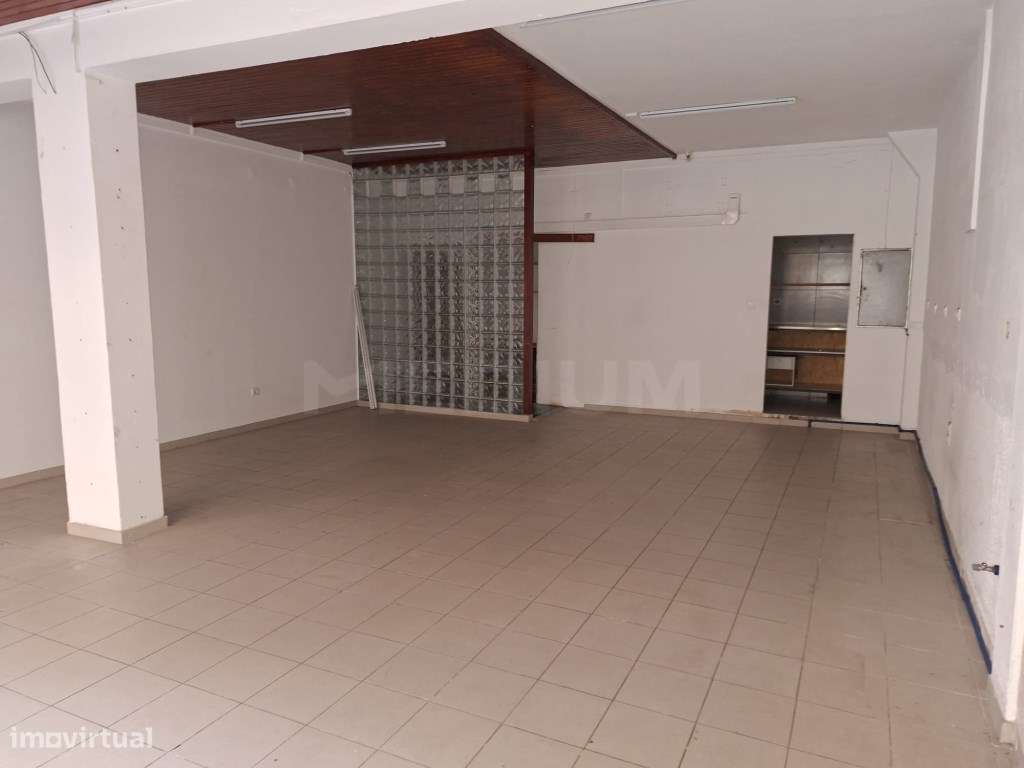 Loja comercial a 30m da praia-5