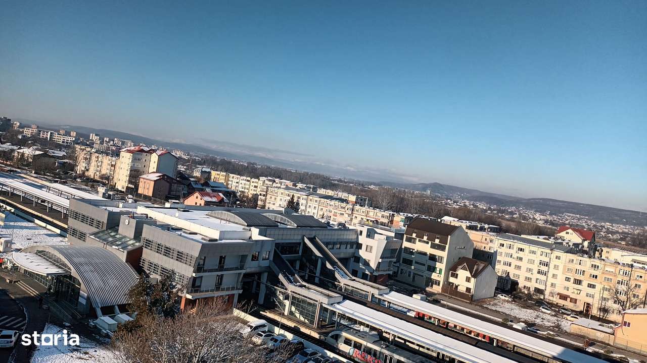 garsoniera Tudor , Decomandata / centrala , finisaje clasice !-0