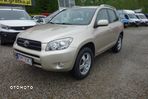 Toyota RAV4 2.2 D-4D Luna - 2